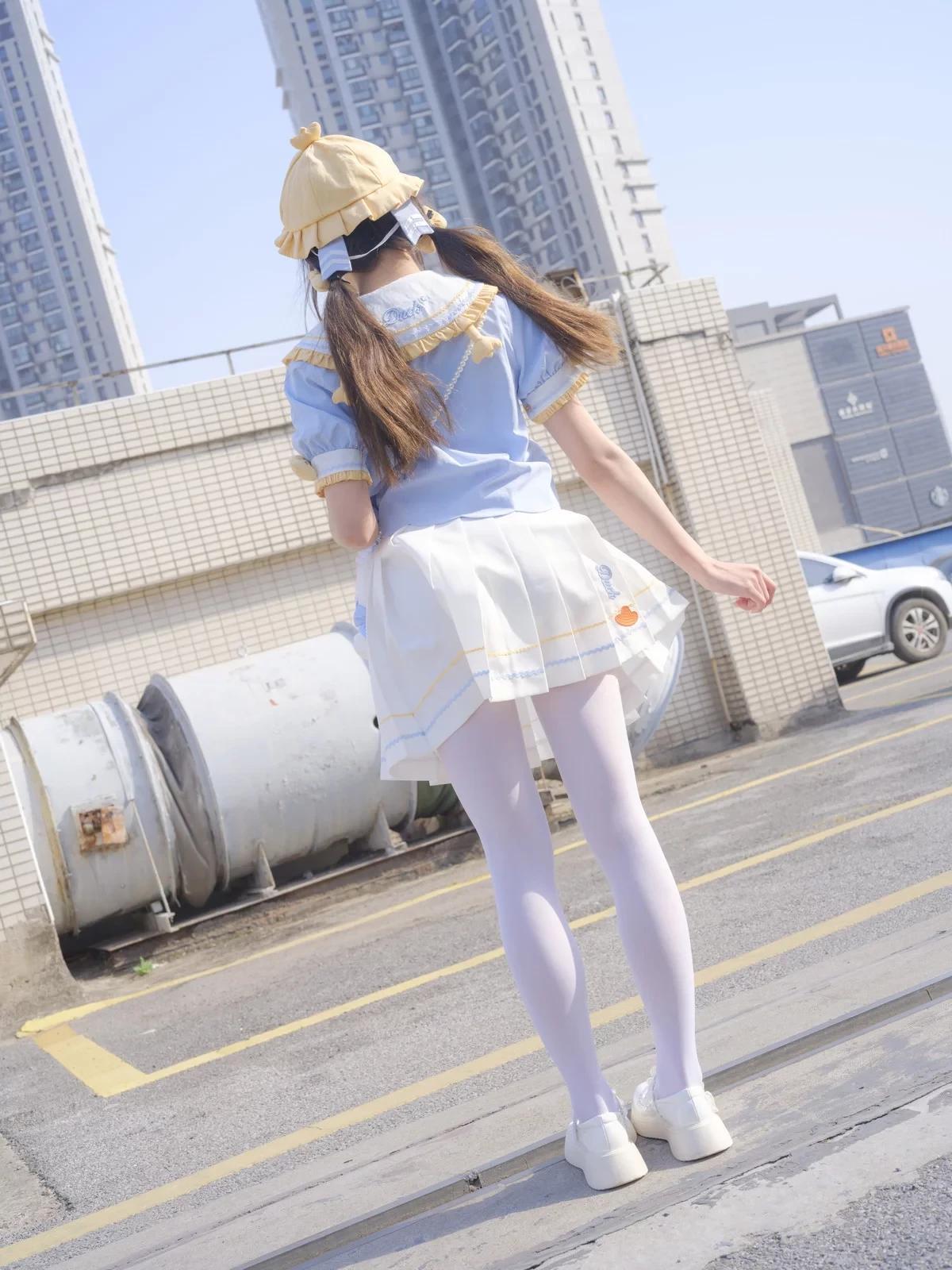 蘿莉寫真機構森蘿財團春雪主題戶外性感百褶裙下超薄白絲褲襪秀美腿誘惑寫真115P(41)