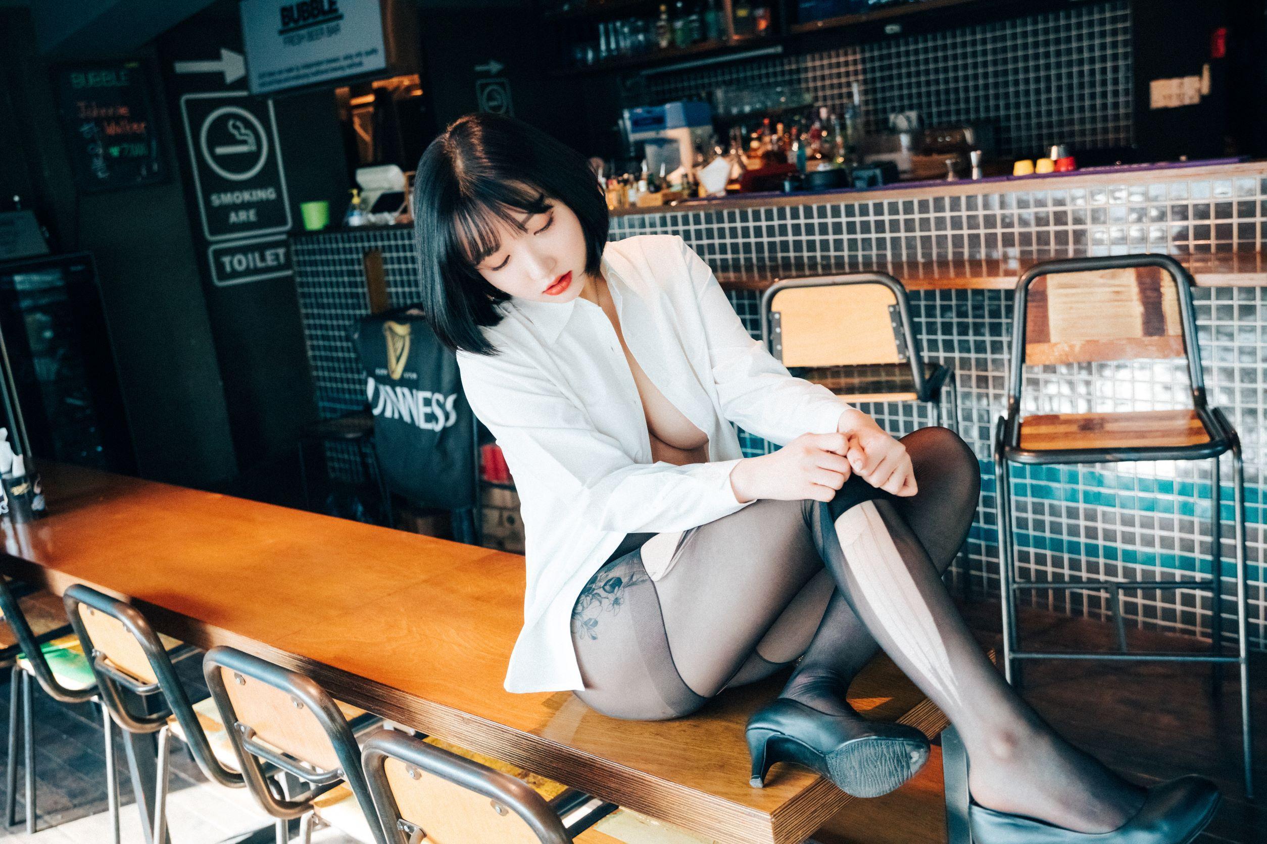 [Loozy] YeEun - Tainted love bar(62)