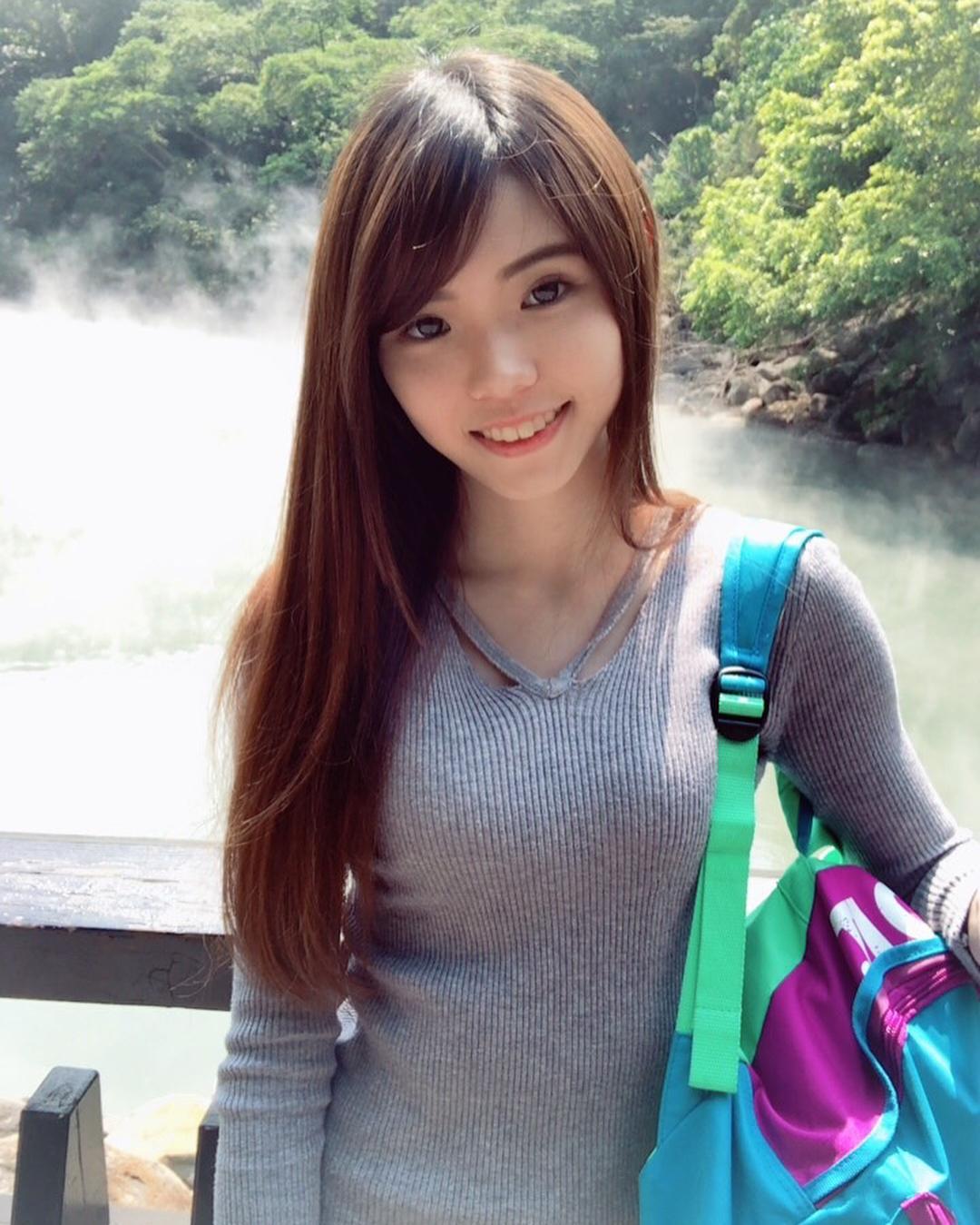 正妹短裙买面包被拍到(6)