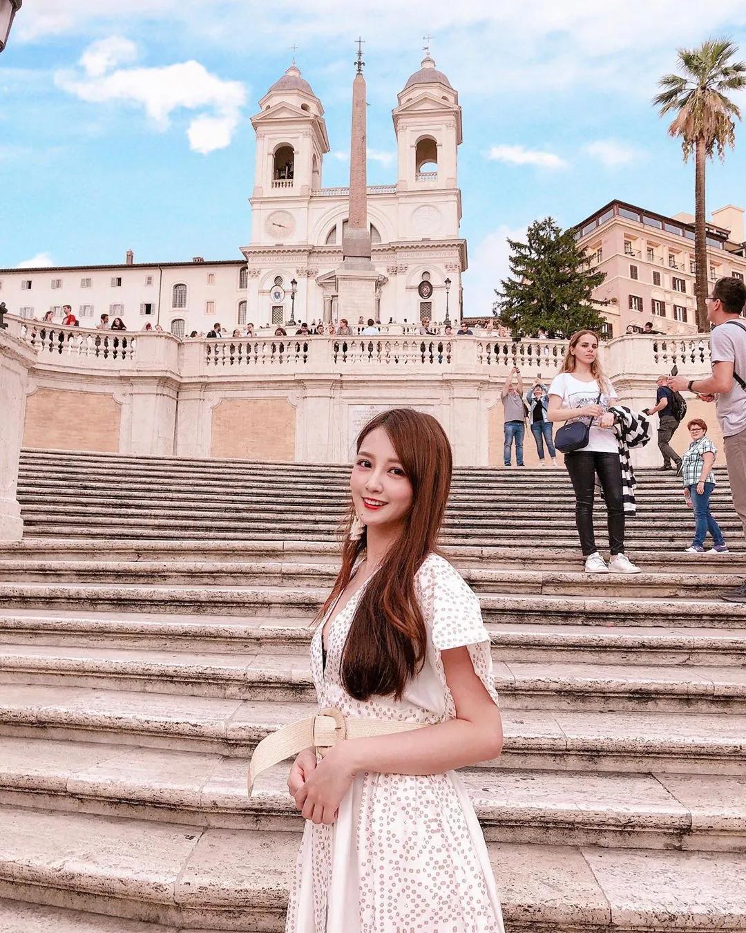 极品天菜款！人气空姐「皮皮宝Miyuki」精致脸庞气质不凡，白嫩的性感美体实在太醉心！(29)