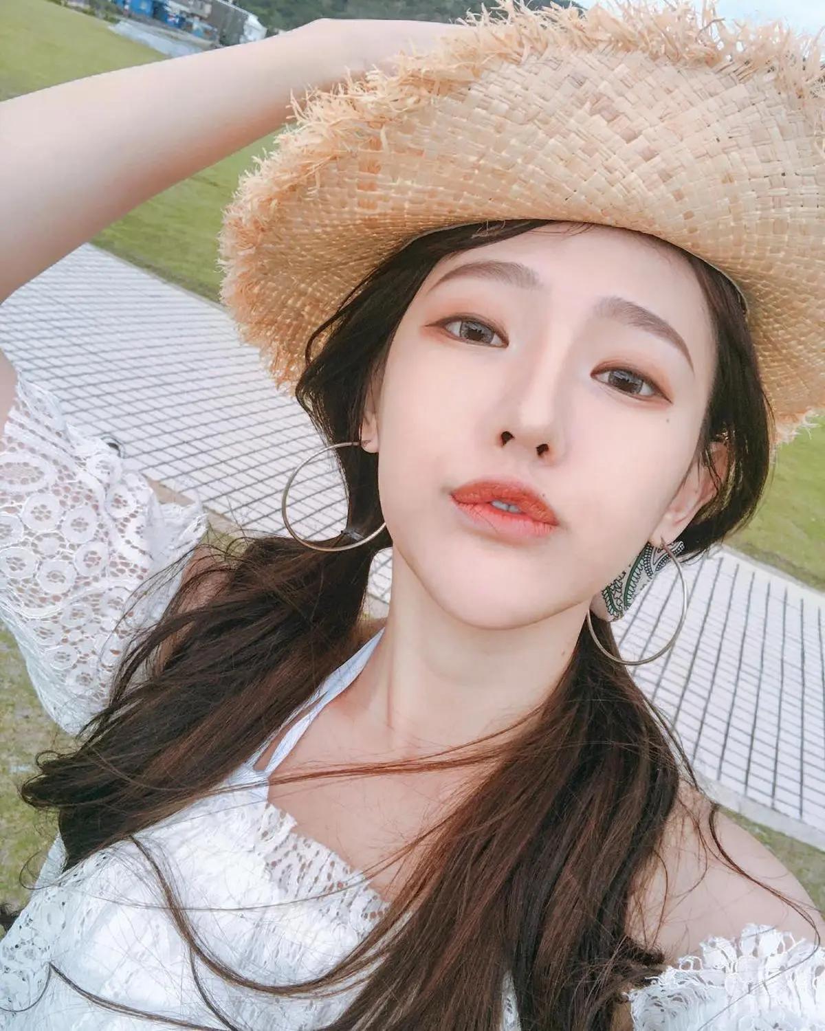 高雄女神比比儿 「甜美学生妹」出没(28)