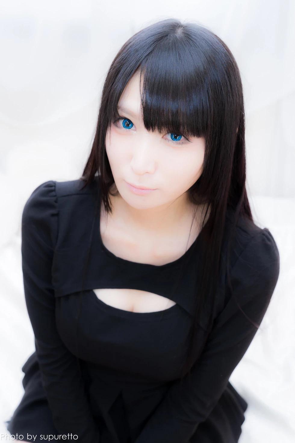 [Cosplay精選]COS正片《勒沙》圖集性感妹子黑網褲襪純黑誘惑寫真35P(27)