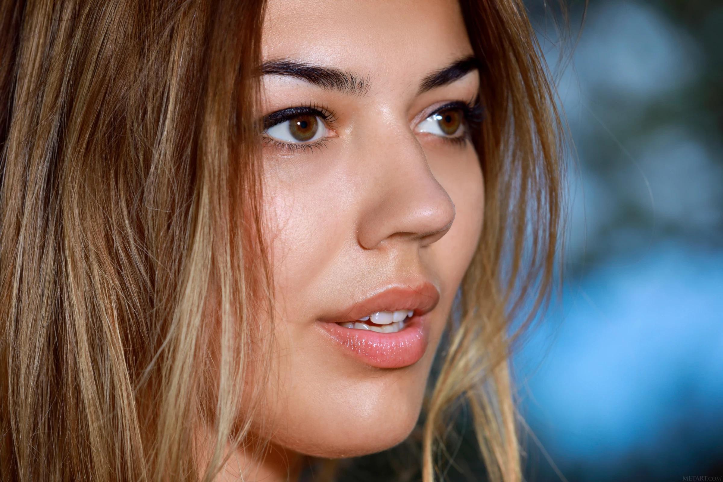 Maddison - Sequined (121P)(58)