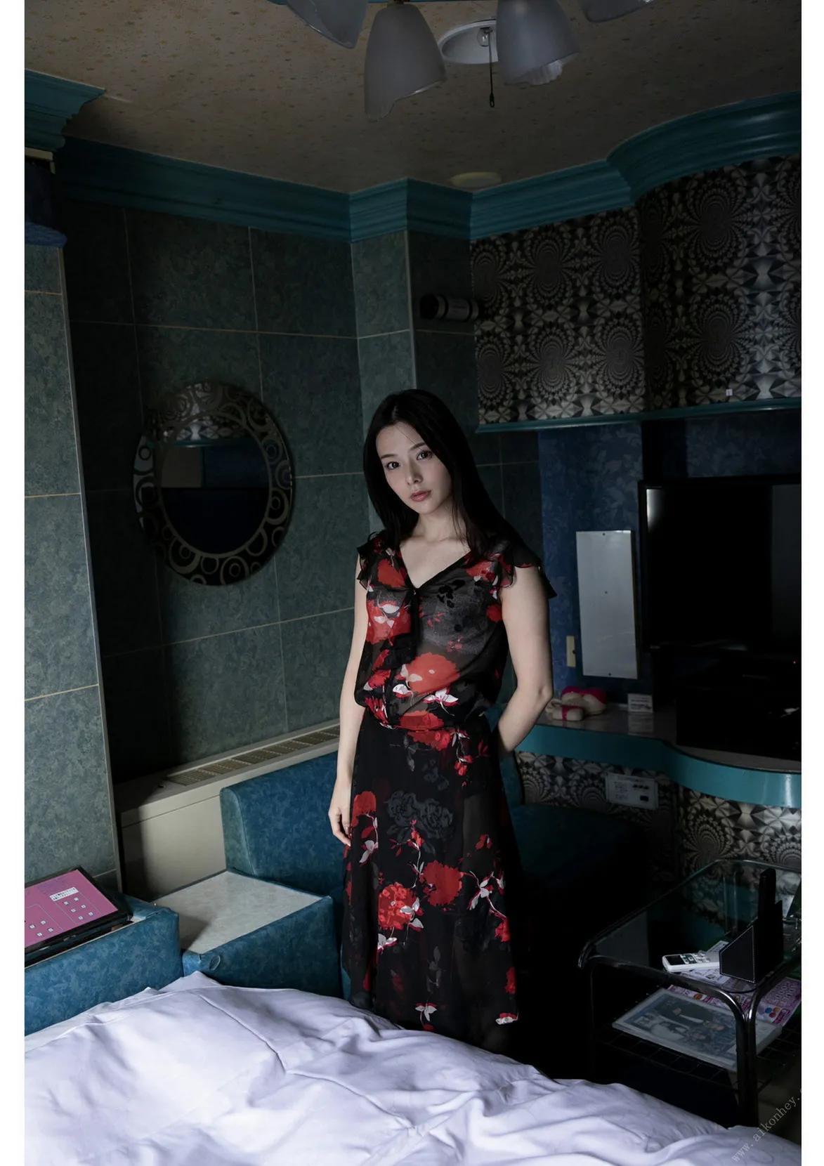 Nene Yoshitaka 吉高宁々 Love Hotel Weekly Post 周刊ポストデジタル写真集(3)