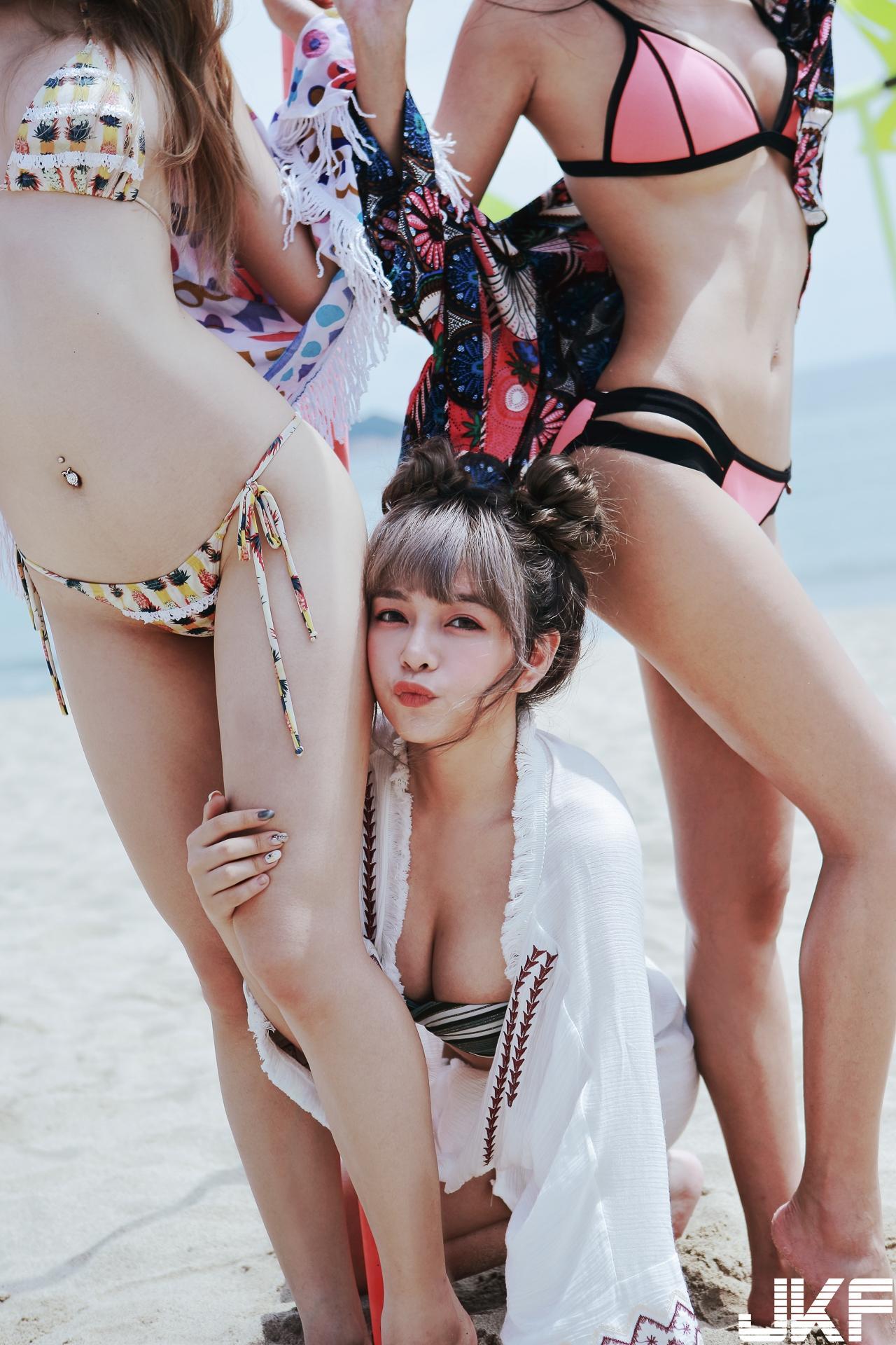 专属闺密夏日「私密狂欢派对」！甜美正妹「Olive 妞妞」爆乳掀起热浪！-小湿妹图(29)