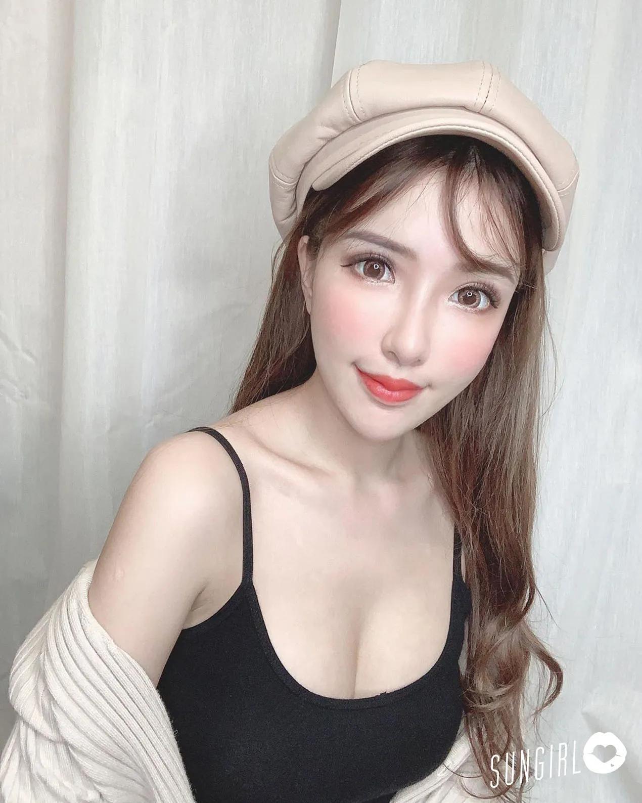 韩智恩、美女主持人超细小丁爬梯子 低空视角冰淇淋大放送(11)