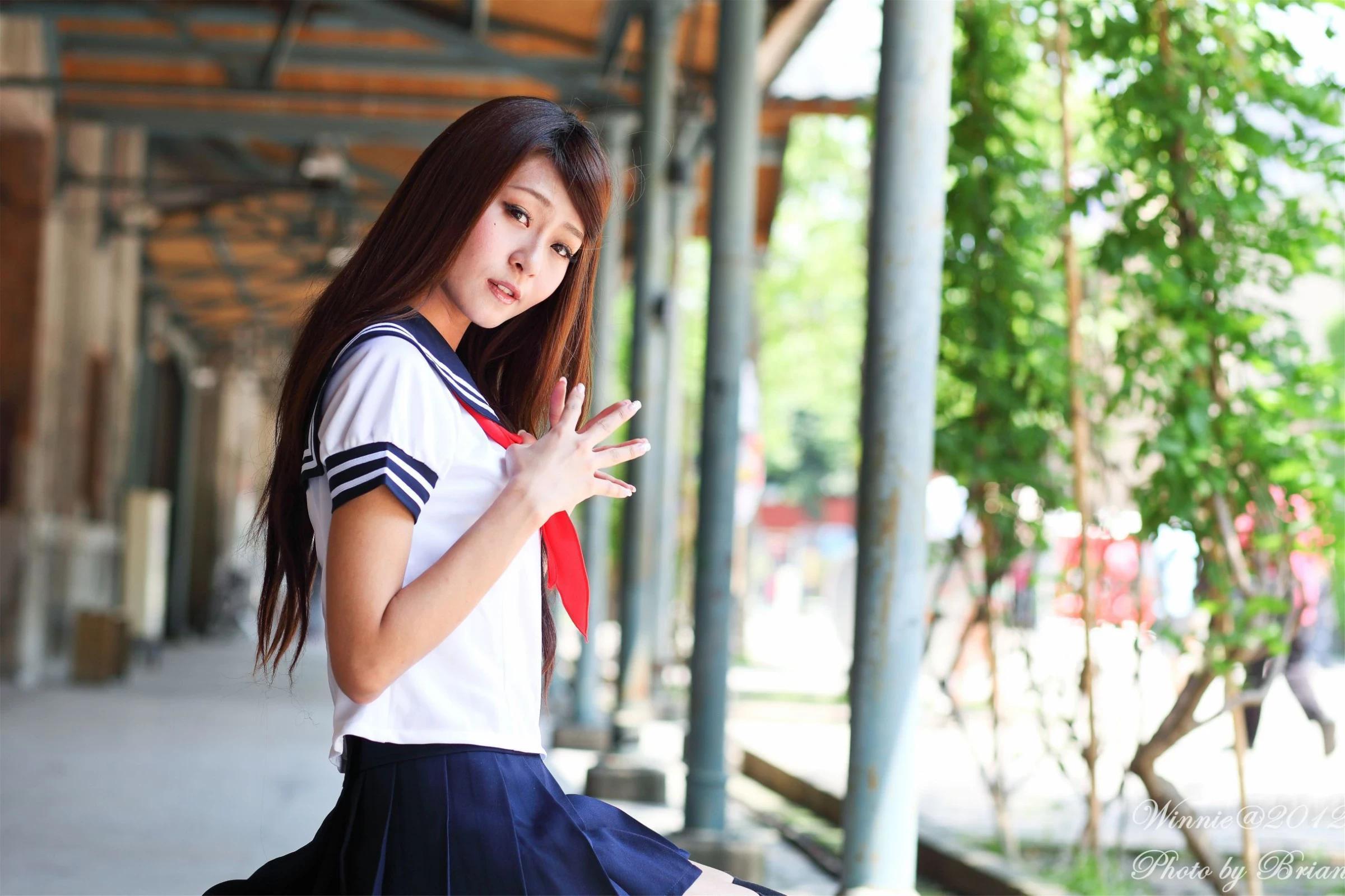 [Beautyleg番外篇] Winnie小雪 - 华山特区学生制服外拍写真(15)