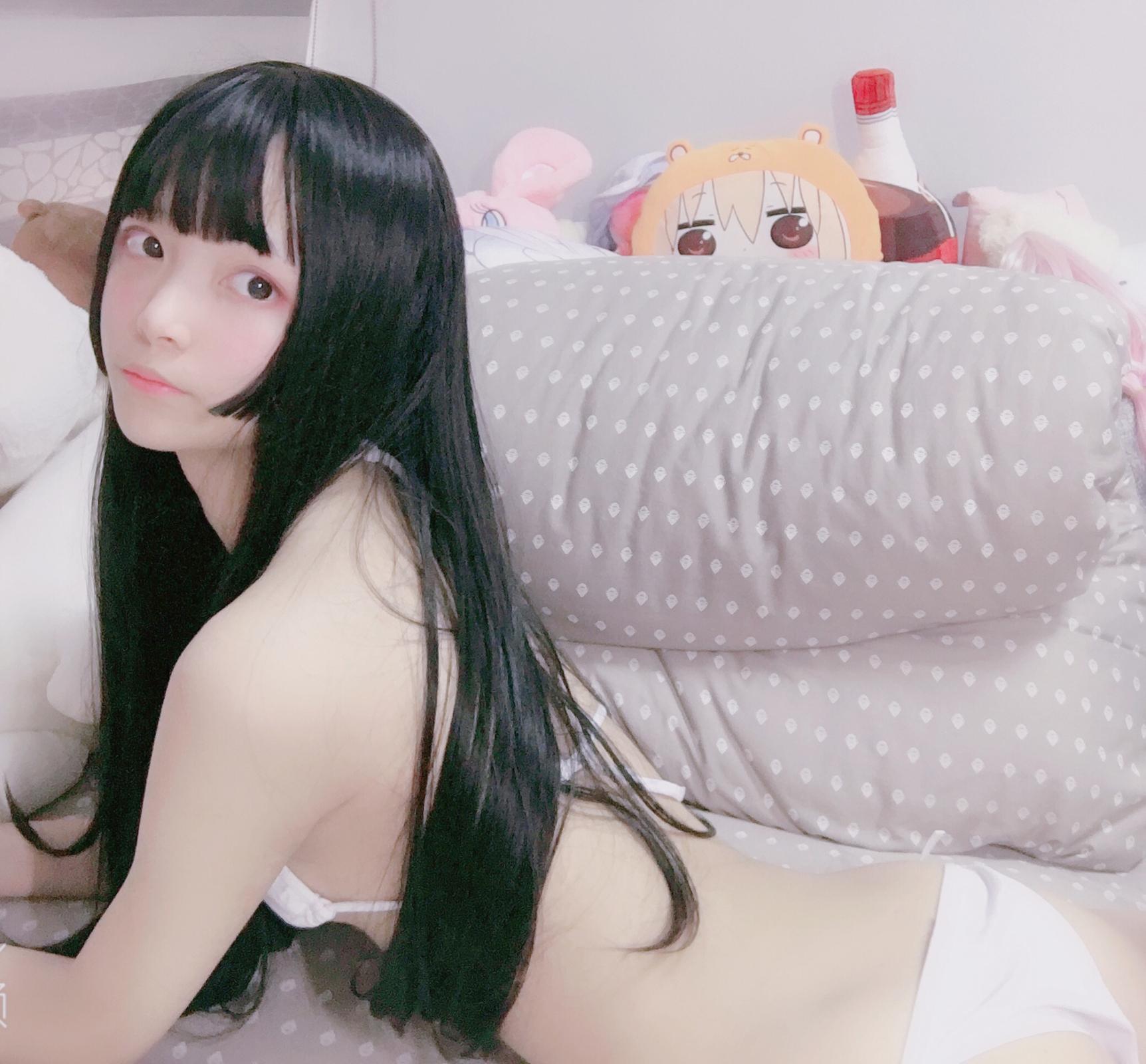 小奈奈-白丝比基尼(5)