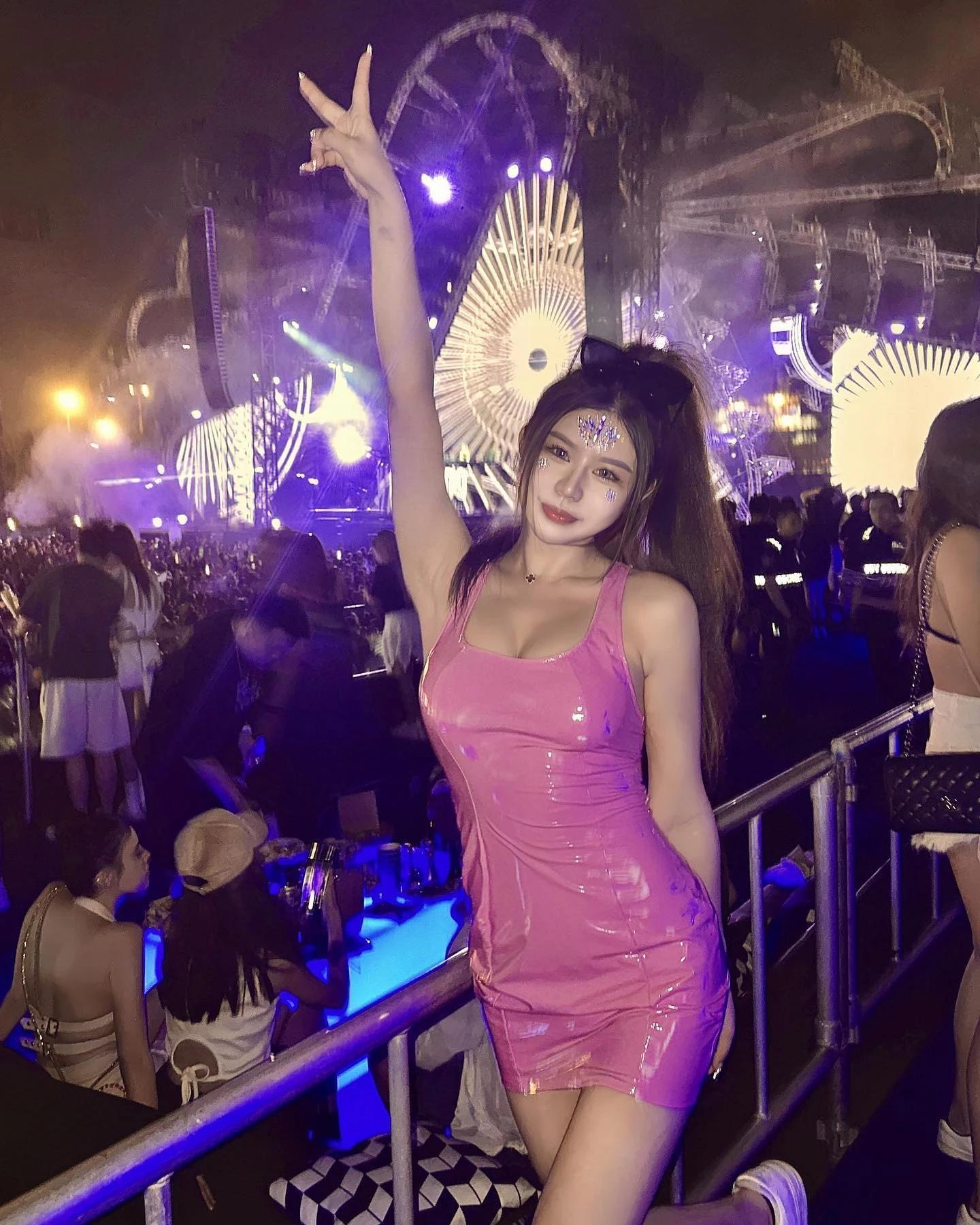 魅力爆表「𝙀𝙣𝙖高苡娜」逆天身材亮相！粉絲直呼太美 (22P)(17)