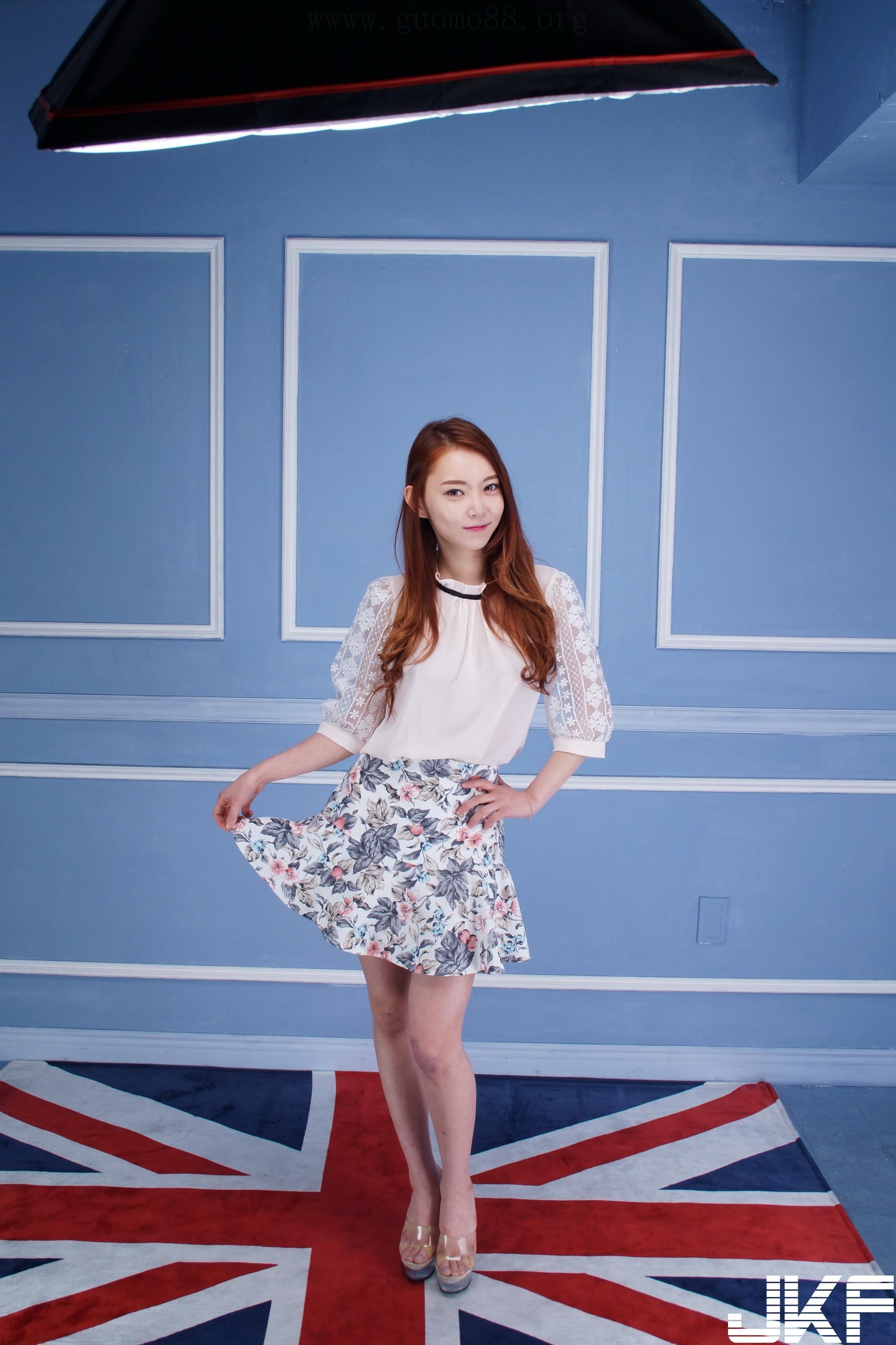 国模涵涵-大尺度私拍套图(一)(111)