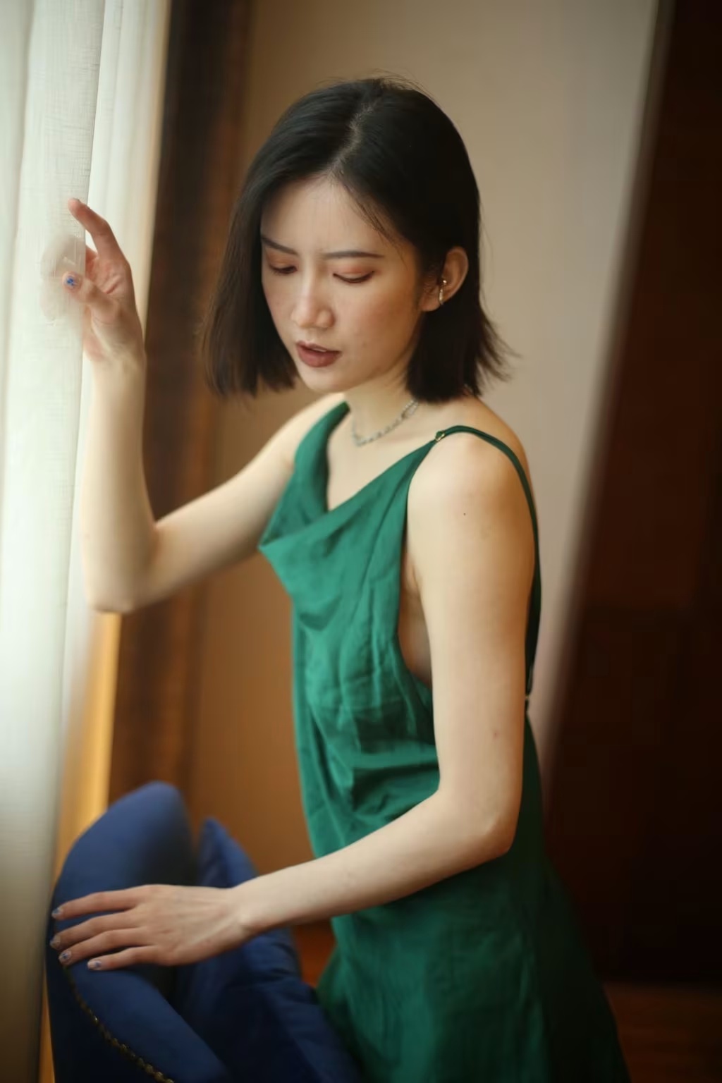 [Private Photoshoot] 涼子： 高冷御姐冰美人 白絲美腿 全尺度私拍 (444 photos + 4 videos) - ( Page 1 / 23 )(57)