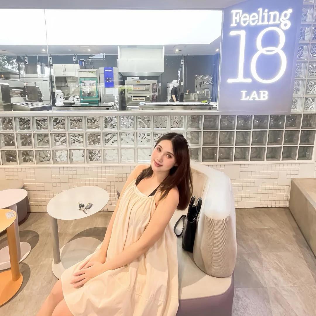 絕頂Body大放送「仙仙Shan」雪白深溝 不自覺讓人深陷 (33P)(31)