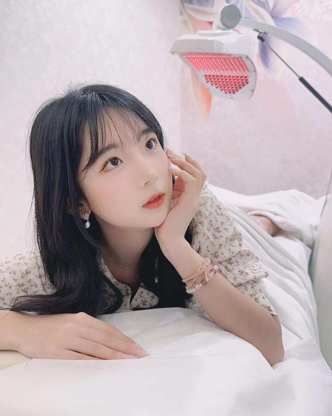 大眼萌妹「玉子烧」可爱中带点小性感 掳获网友芳心(6)