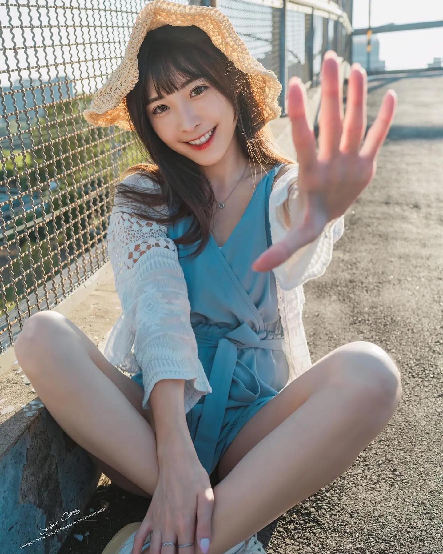 气质小只马「Lin衣浠」女友感颜值太逆天(4)