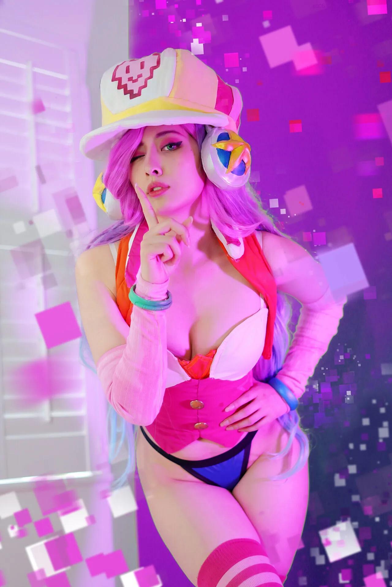 Annchirisu - Arcade Miss Fortune(1)