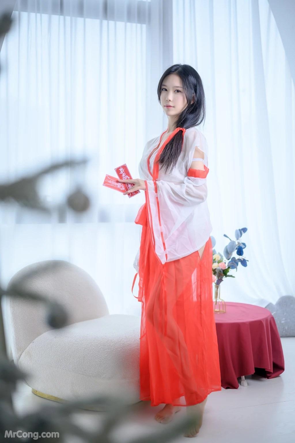 Coser@抖娘-利世 Vol.072: 私人驱邪 (48 photos )(43)