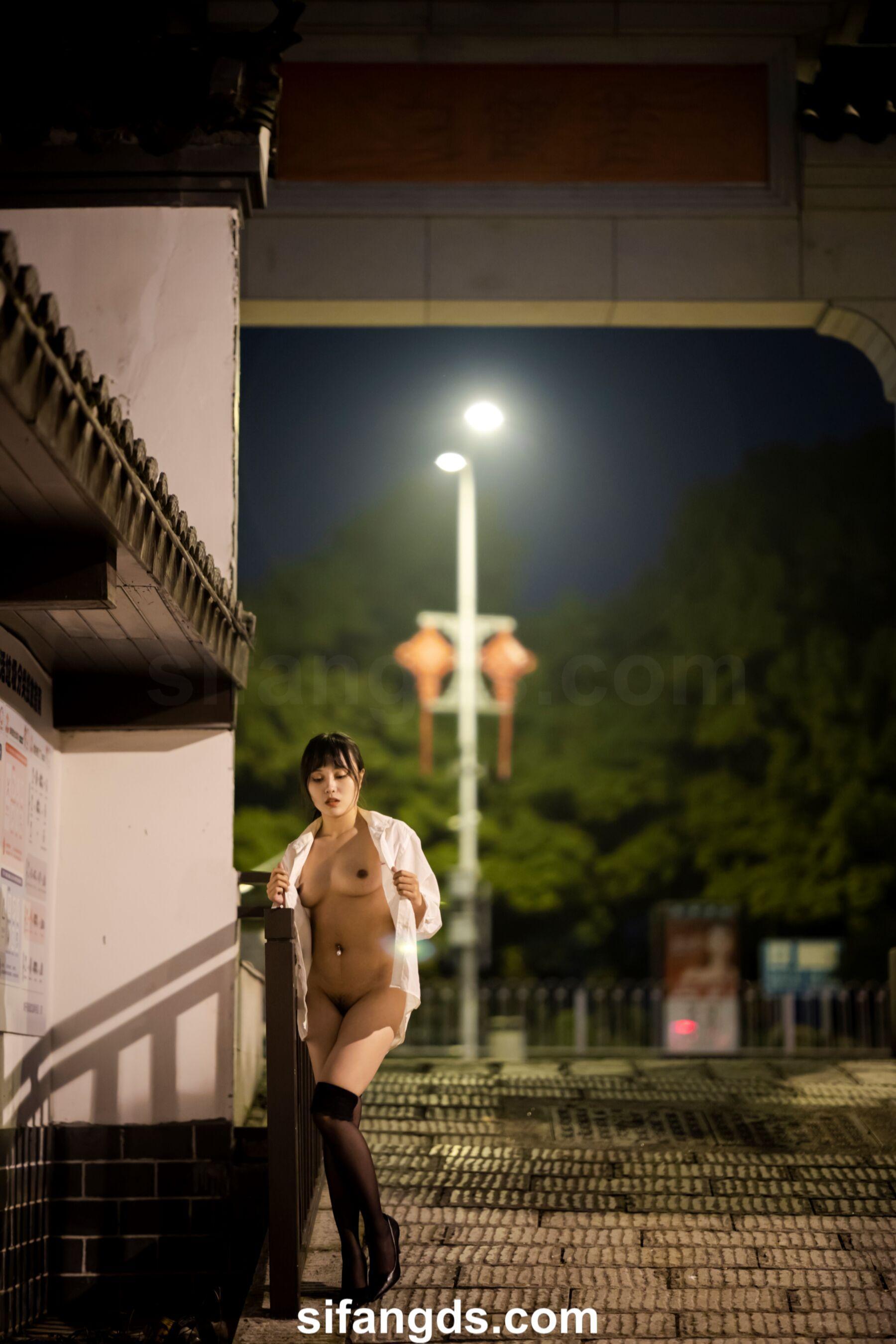 黄甫 国模静茹大尺度人体私拍套图(344)