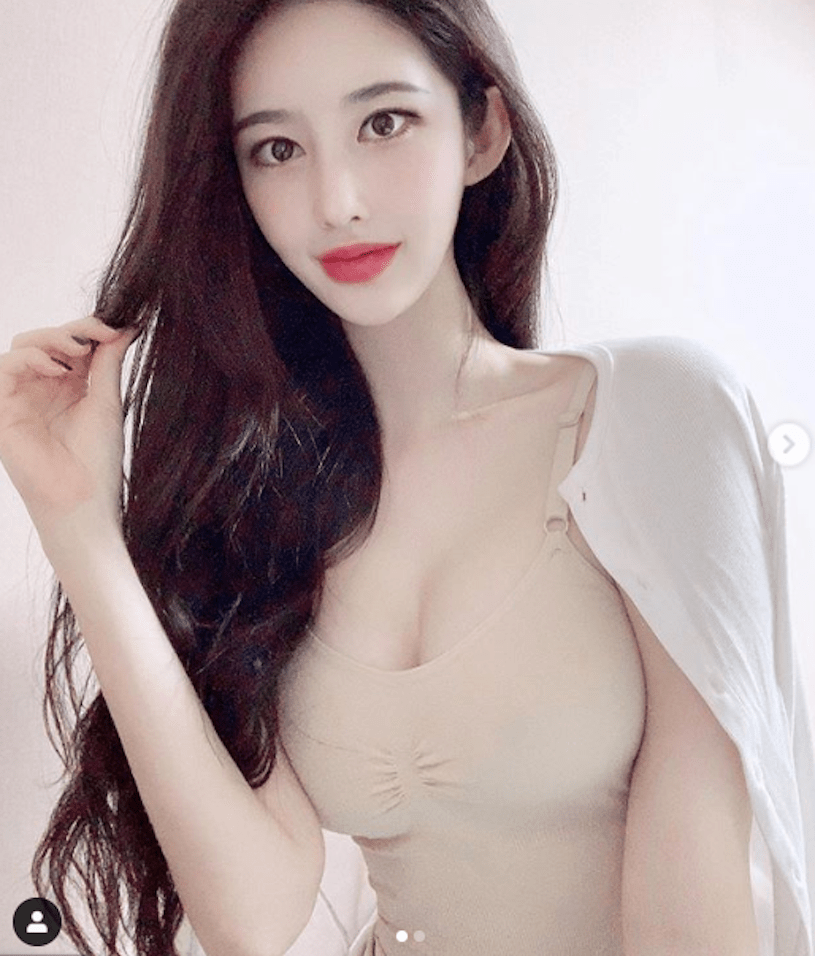 红唇辣模「지아이」九头身比例惊人，躺床诱惑「画面超挑逗」！-小湿妹图(3)