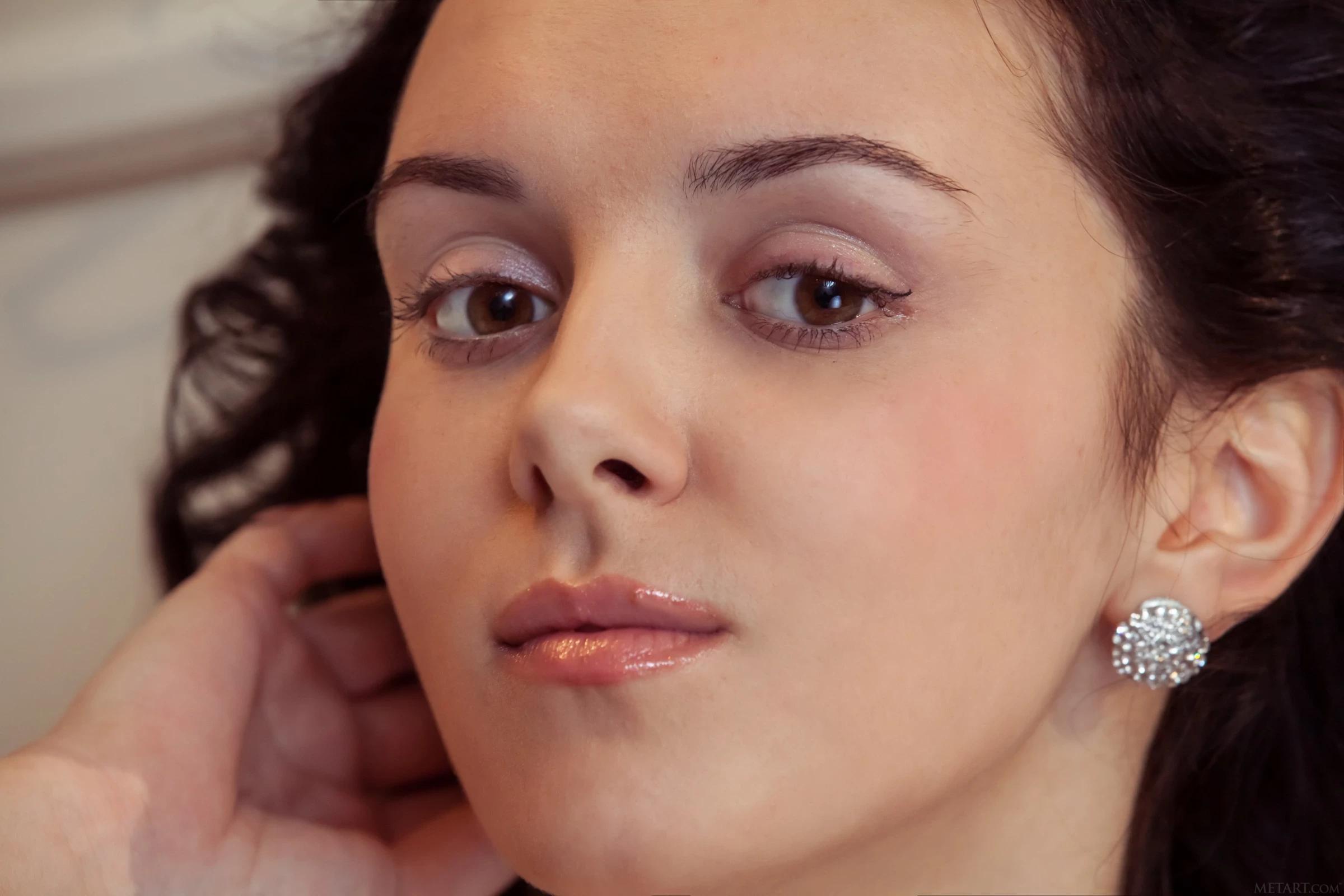 Anatali - Presenting Anatali (121P)(94)