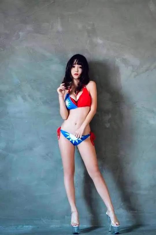 双十性感比基尼 甜甜宝(4)