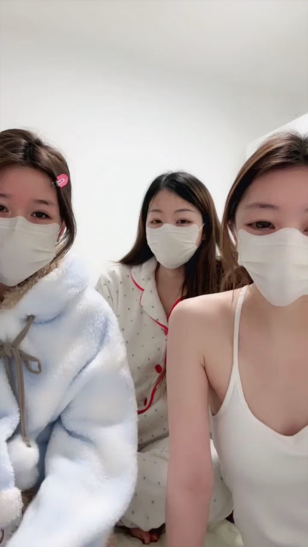 閨蜜裸舞：青春的純粹與熾熱