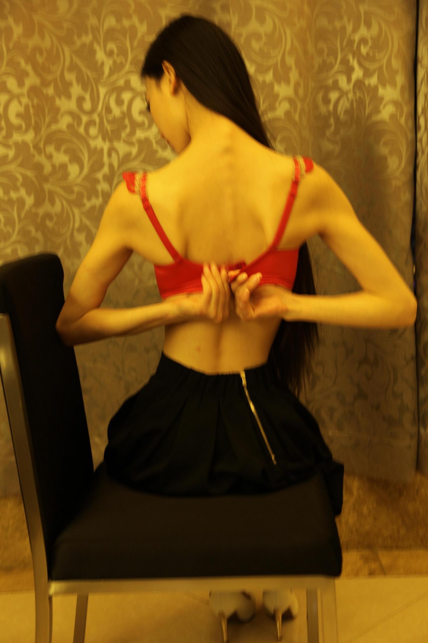 【国模】美模林妹妹 大尺度私拍套图(1)(45)