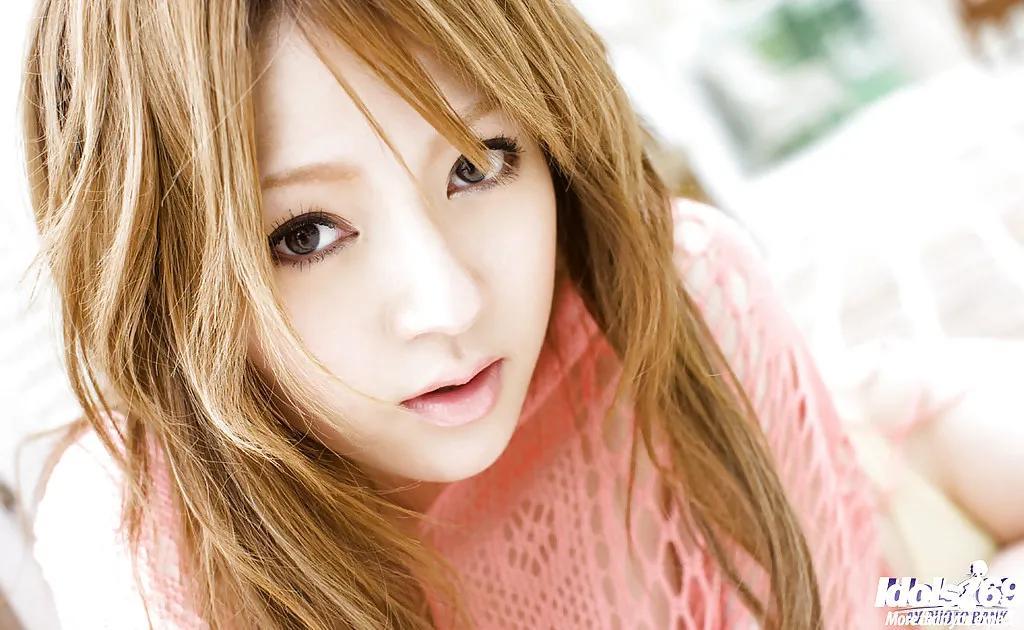 诱人的宝贝 Ria Sakurai 露出她的小曲线综合写真(23)