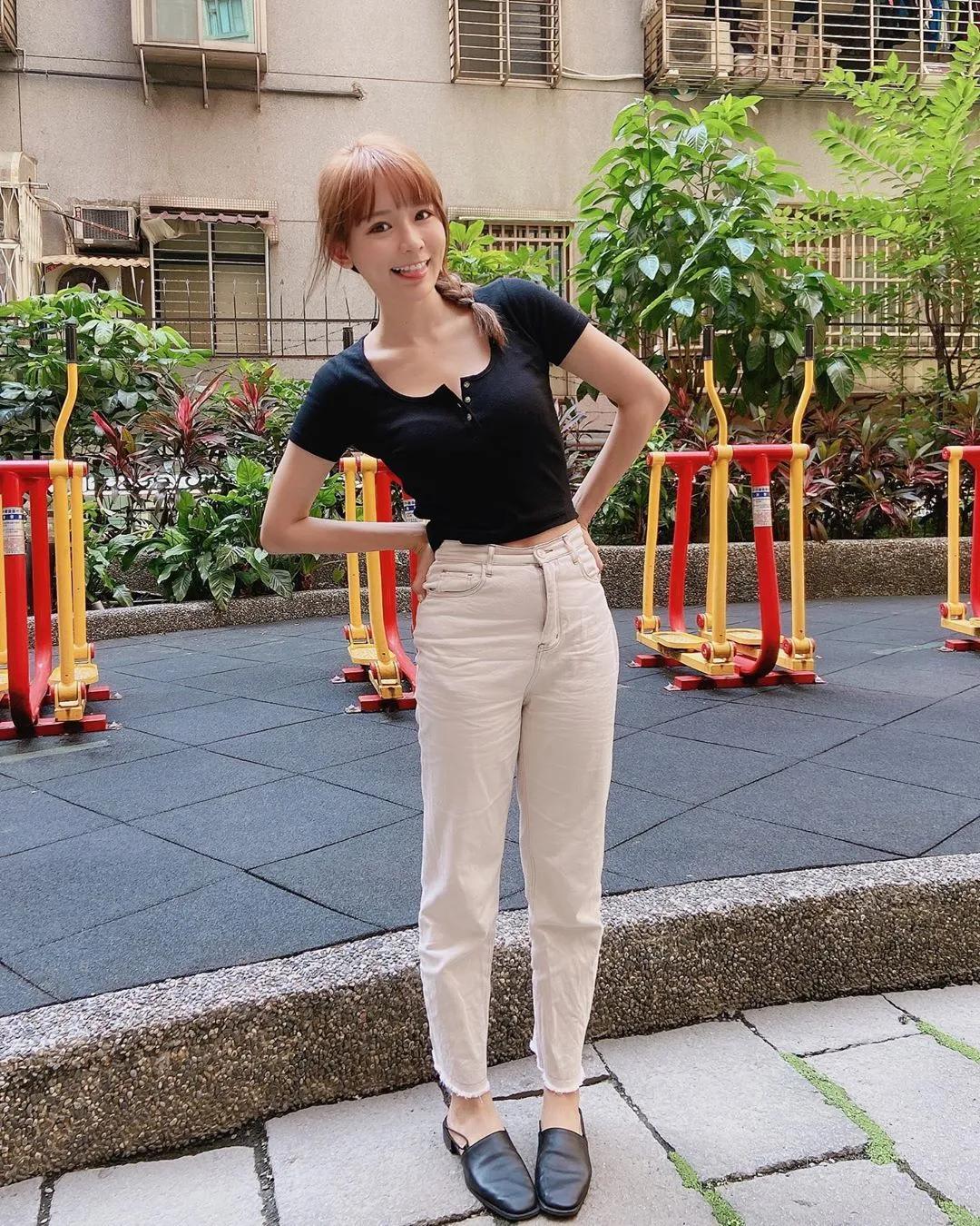 Lisa林莎 解放火辣尺度大突破.....雪乳弹出(1)