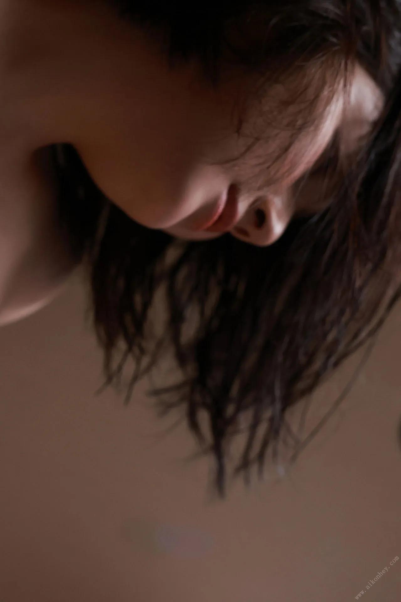 [新藤まなみ] 好身材藏不住 全身散发一股危险气息