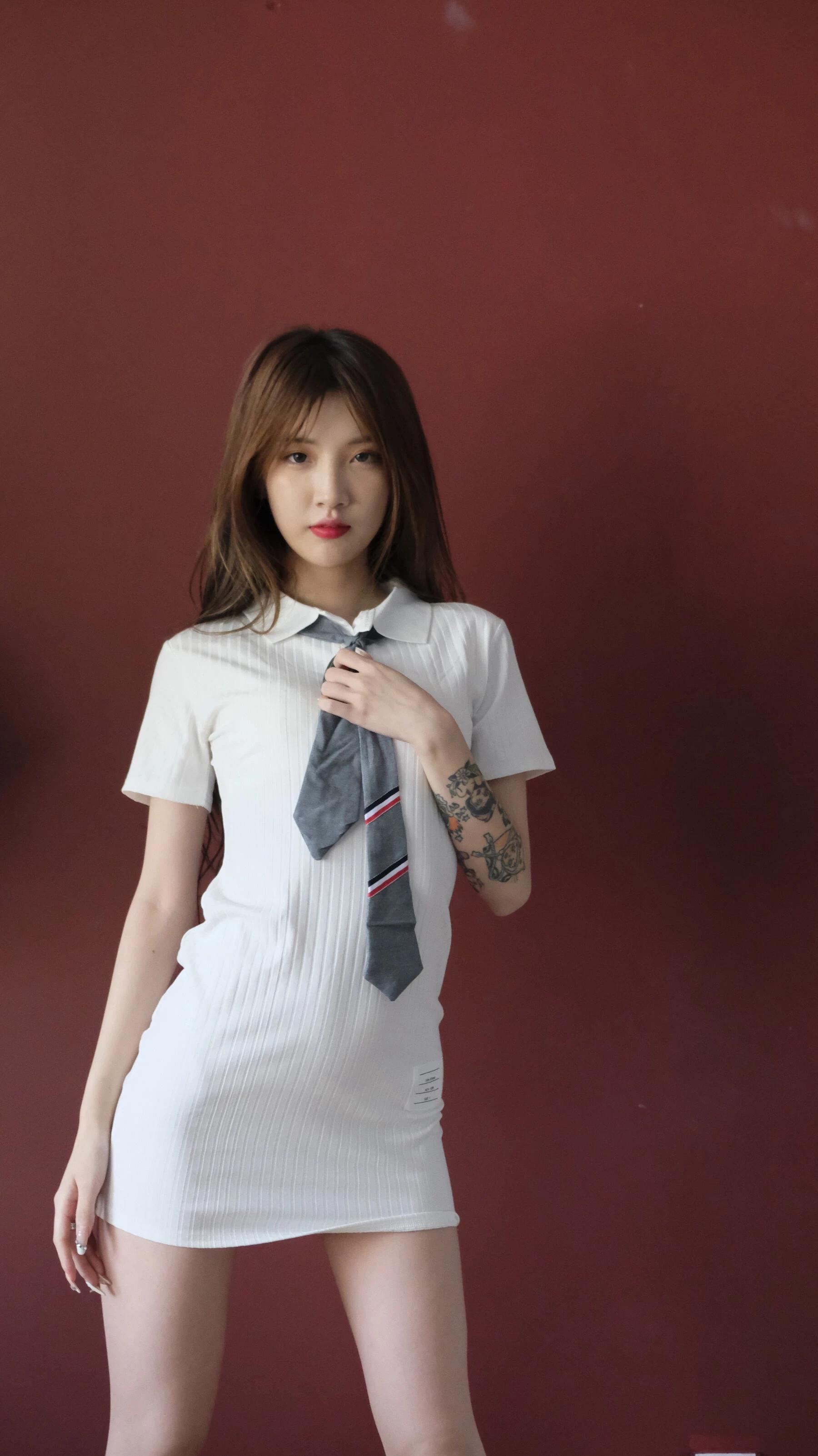 佳菲(白雪)國模大尺度私拍DISK1 (404P)(61)