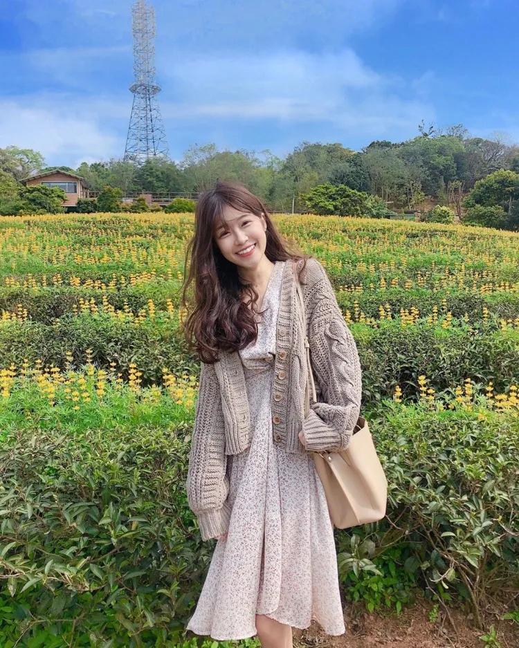 超甜的高铁服务员（凶凶的(5)