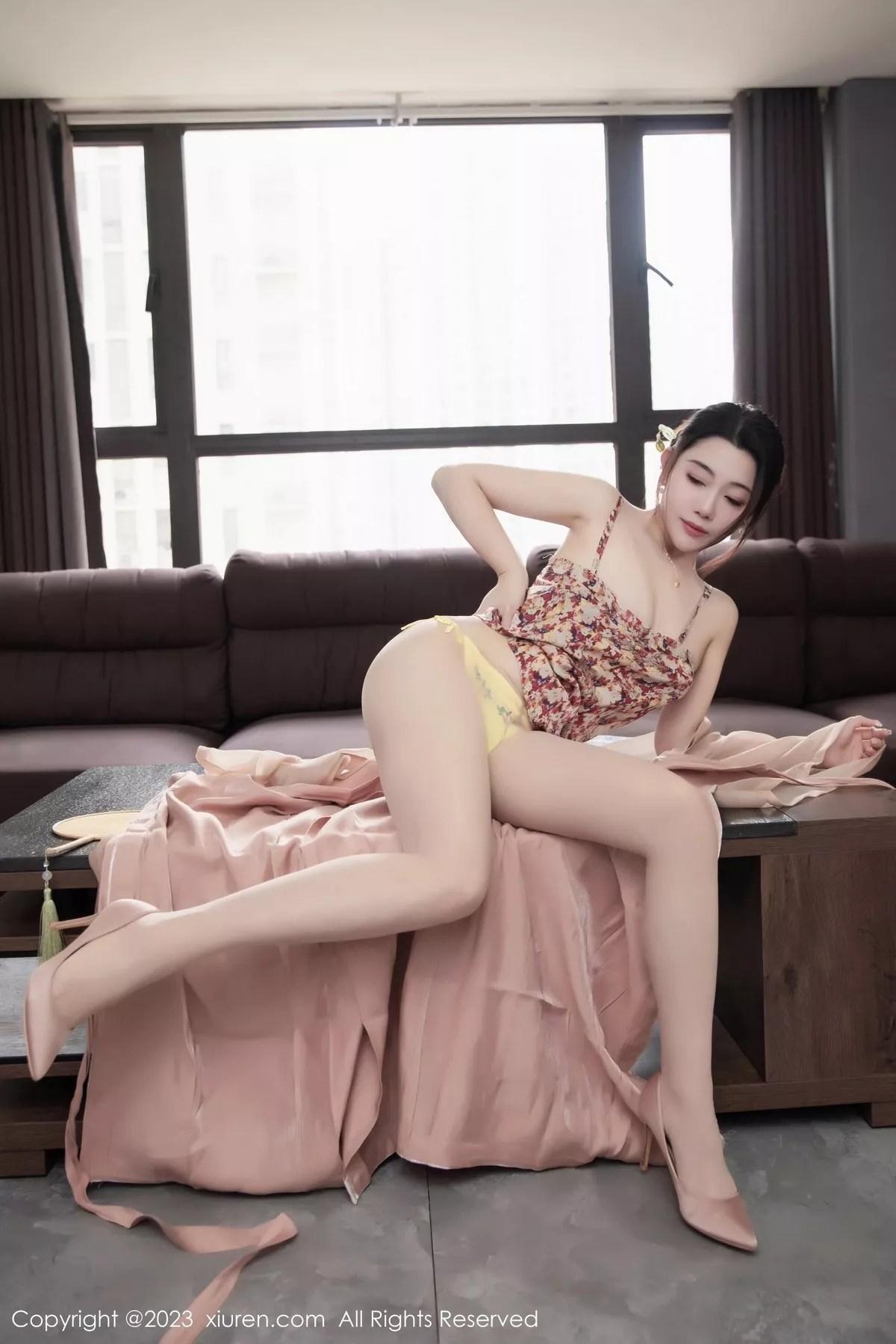 [XiuRen秀人网]第6457期严利娅写真(53)