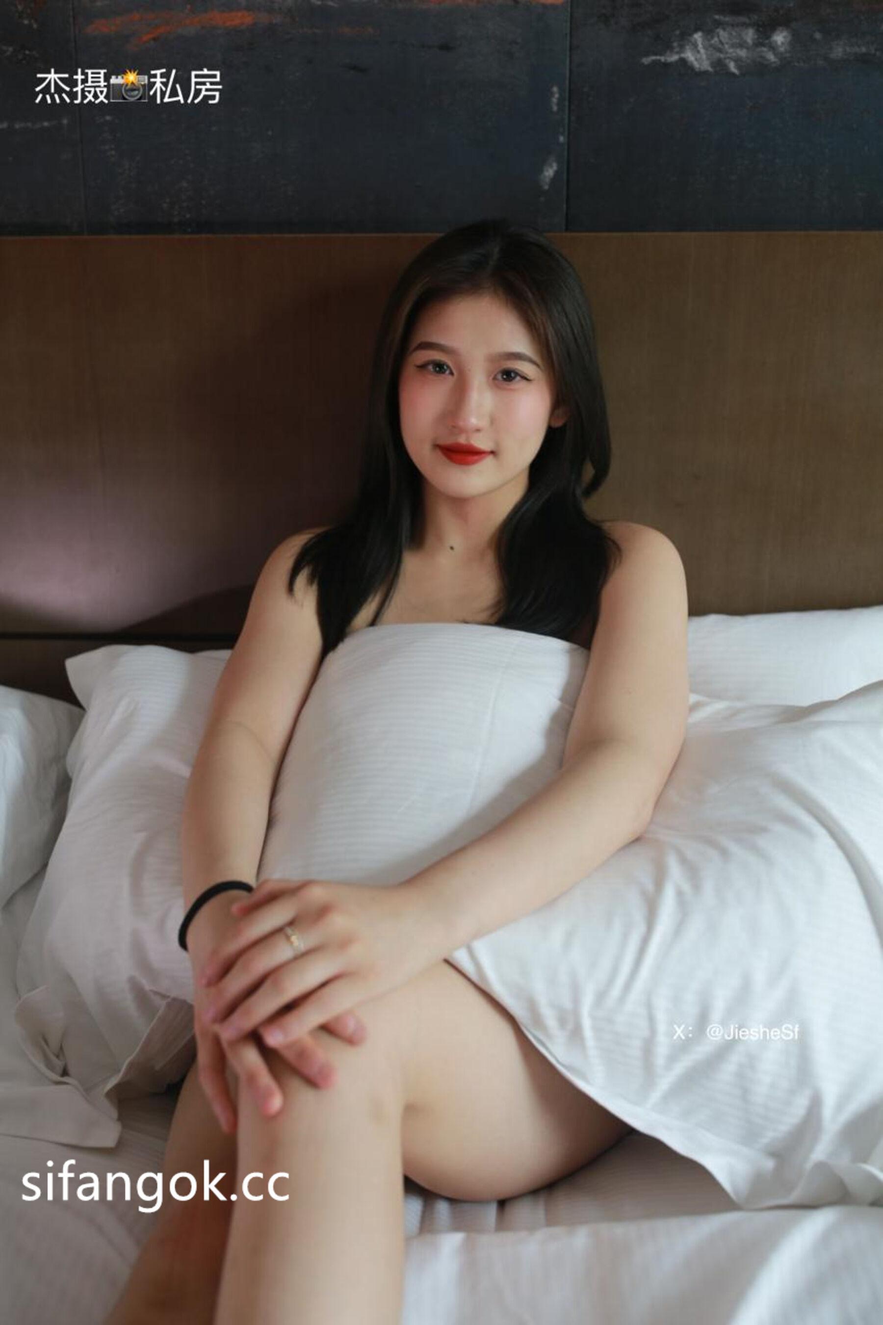 国模套图 杰摄私房摄影合集第二部(469)