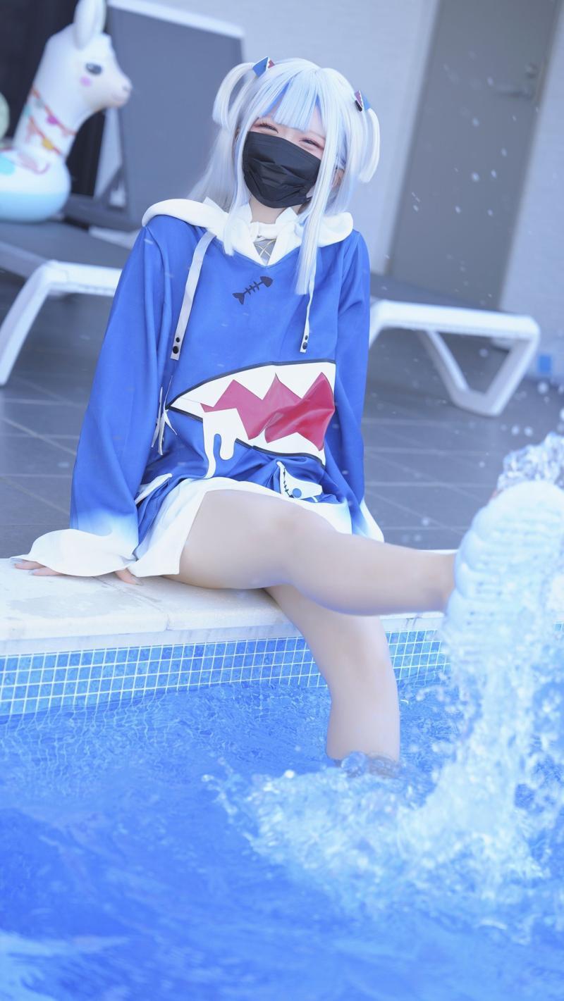 [Cosplay] Hamusuke ハムスケ – ぐらぐらキュート♡ ちびサメの水游び!(19)