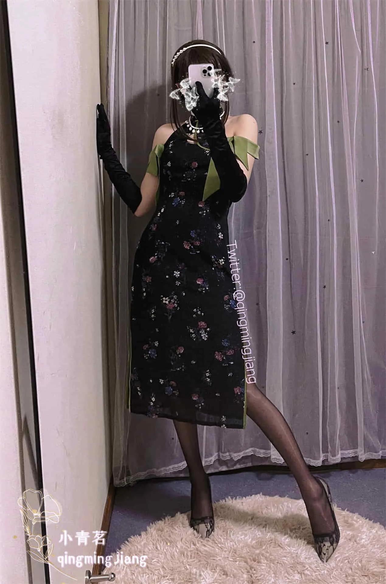 推特新星网红『小青茗』极品新作-八重神子COS全诱惑 - 黑丝旗袍(32)