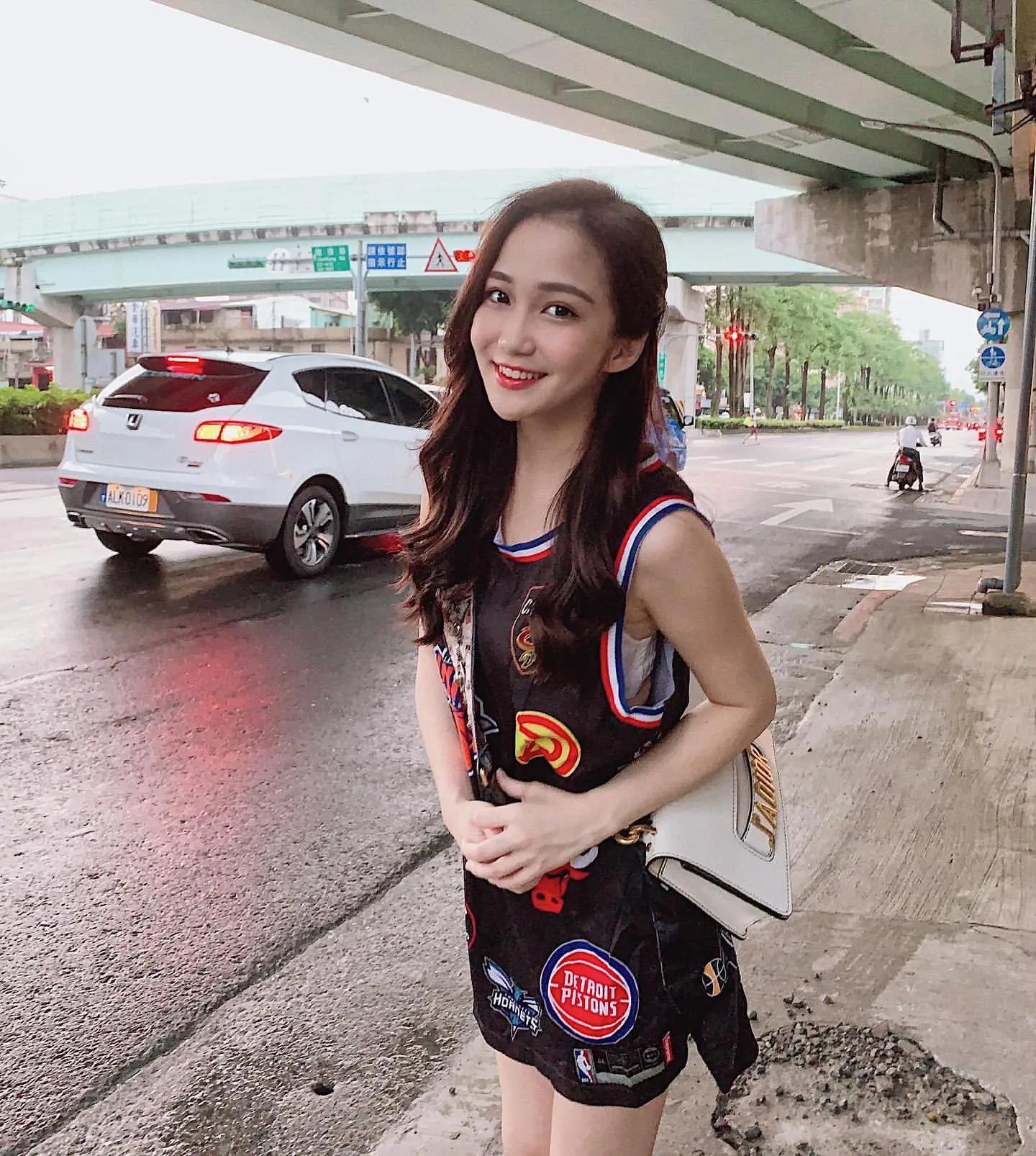 甜美气质外表下竟暗藏豪乳大奔放 安琪 Angel(9)