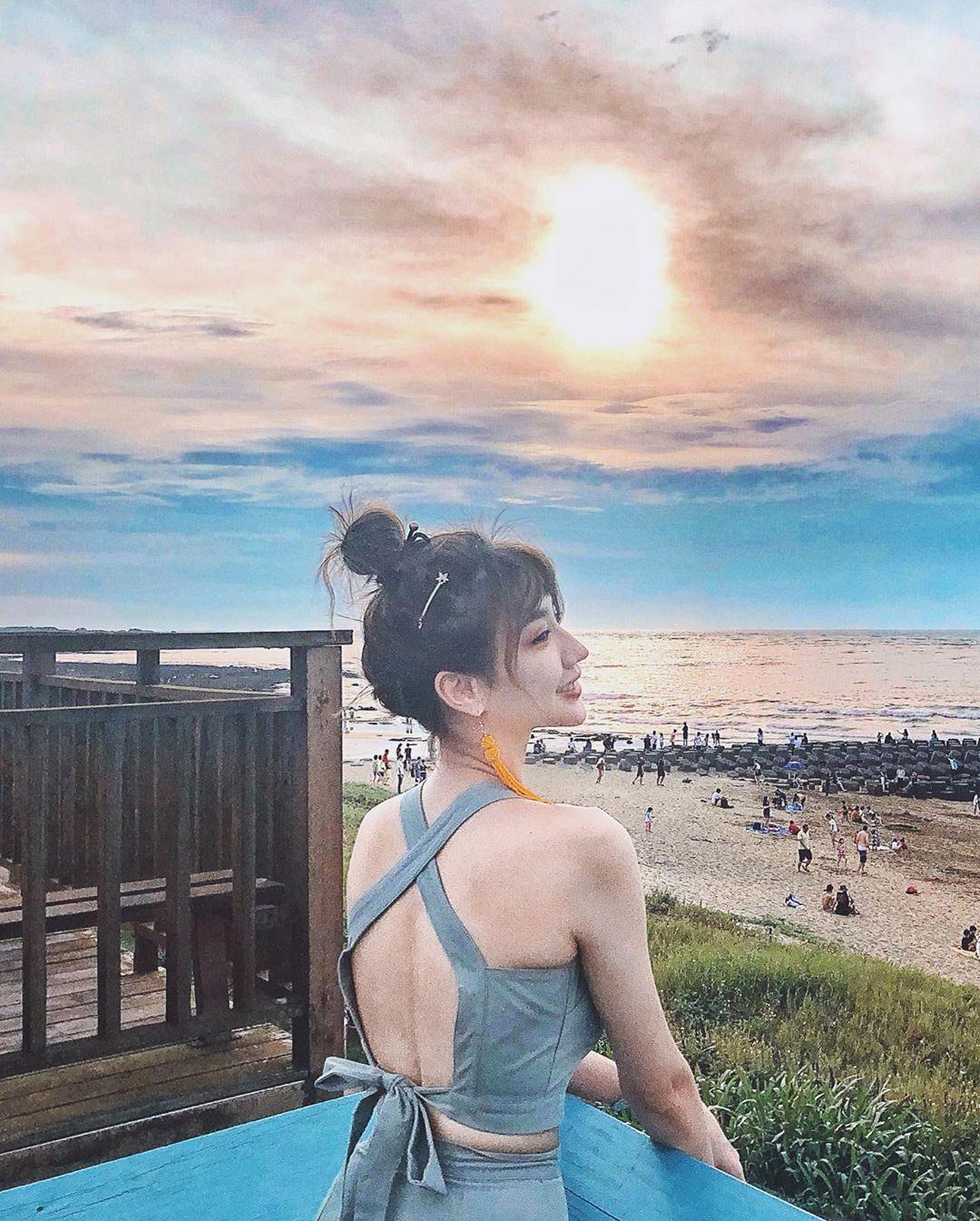 郑凯欣 展现完美曲线姿态 ...让人看傻(4)