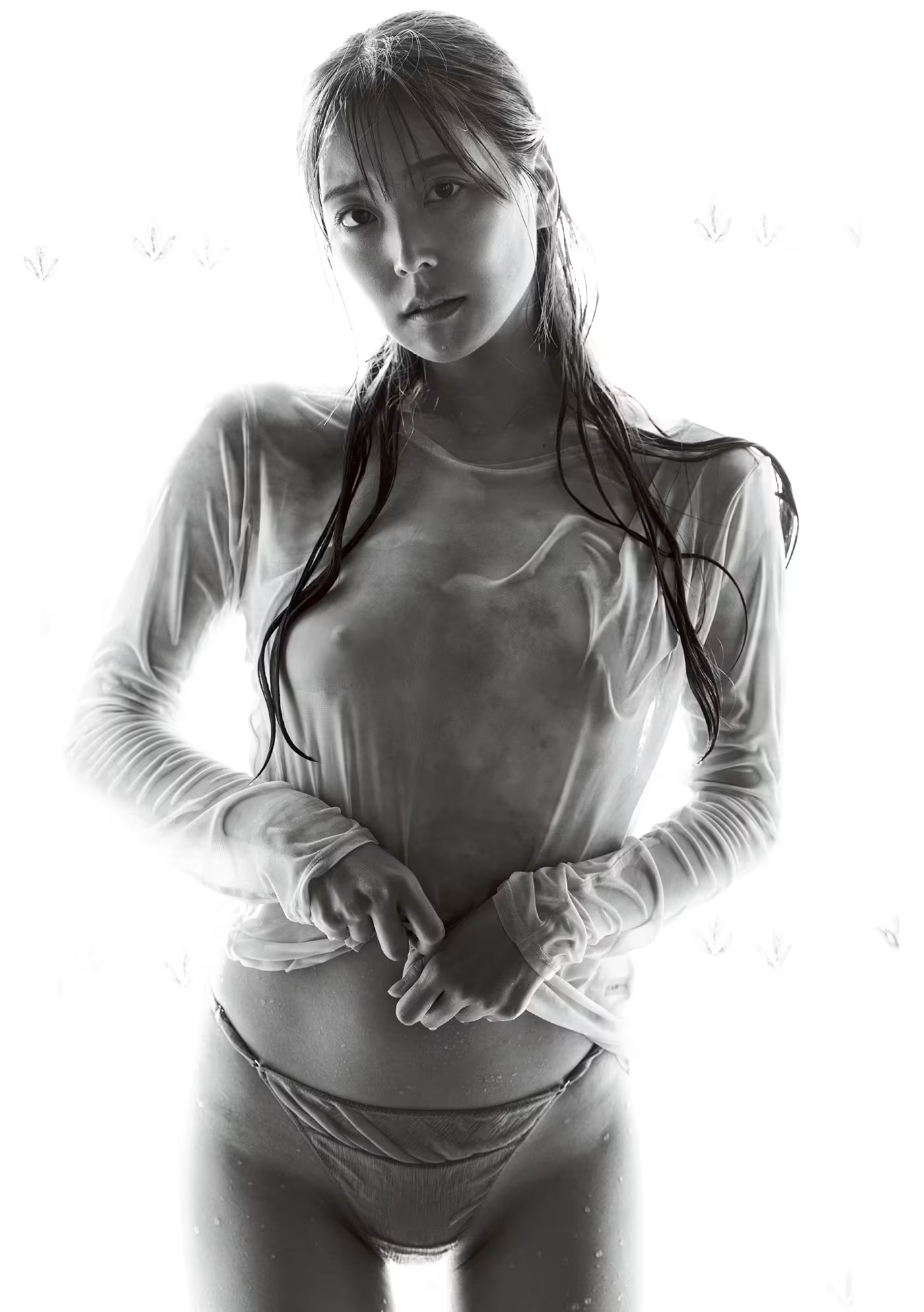 Miru Shiroma 白間美瑠, 寫真集 「MERCI」 Set.01(32)