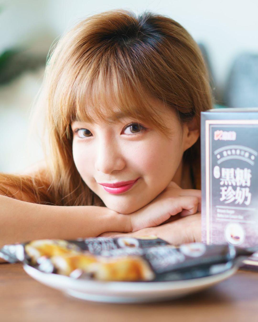 甜美系人气实况主贝莉莓 「饱满身材」看好看满(8)