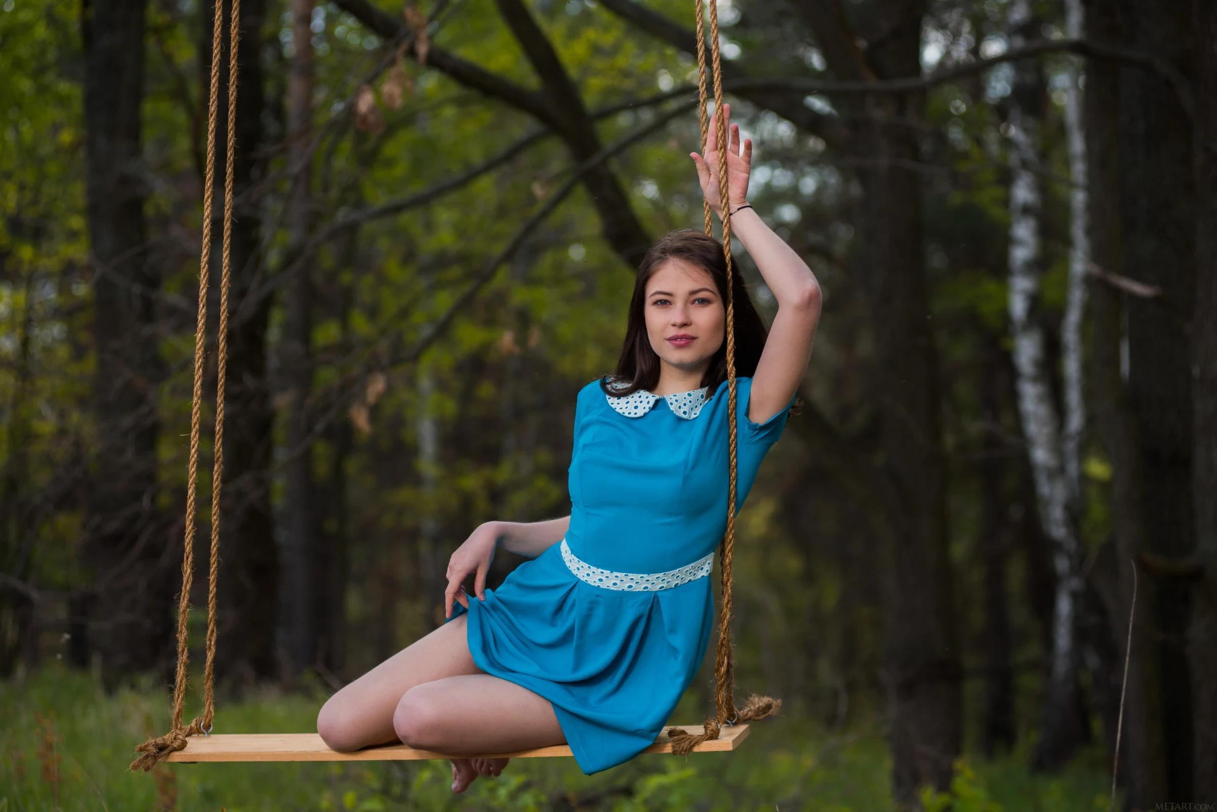 Hilary C - Porrea (120P)(12)