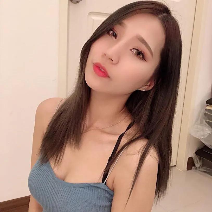 高挑长腿辣模「黄小萱Anita」，惹火「饱满胸型」性感满分！-小湿妹图(11)