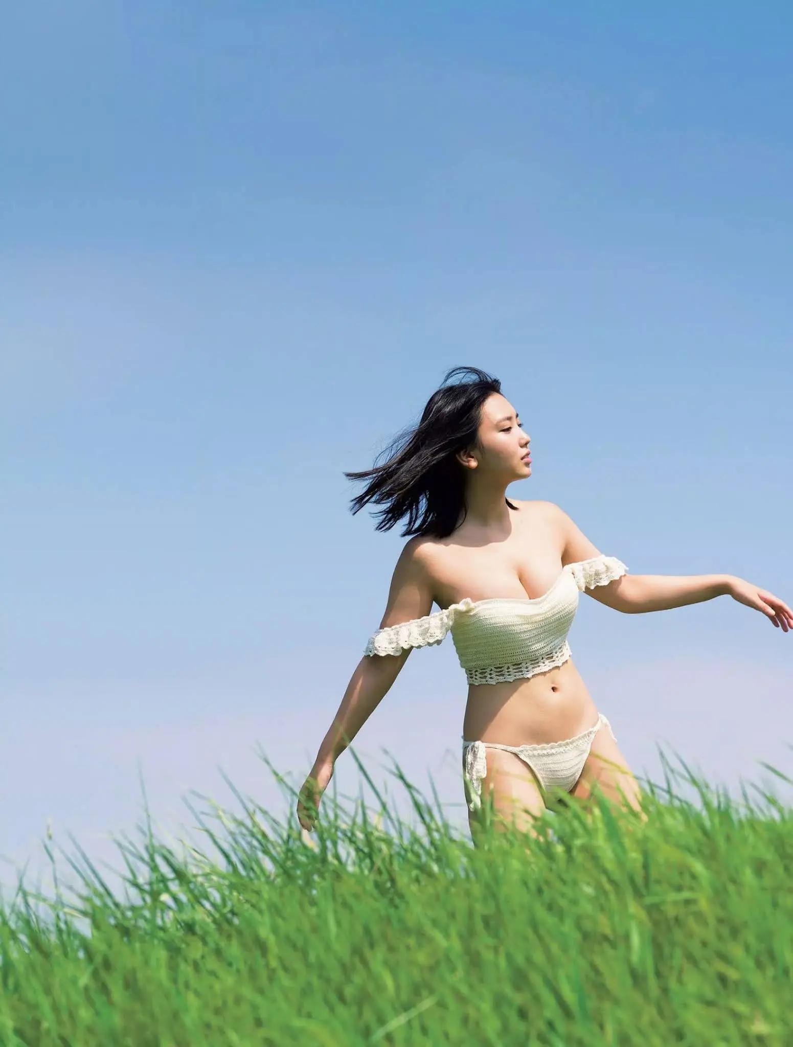 沢口爱华  颜值搭上这身材有够不科学