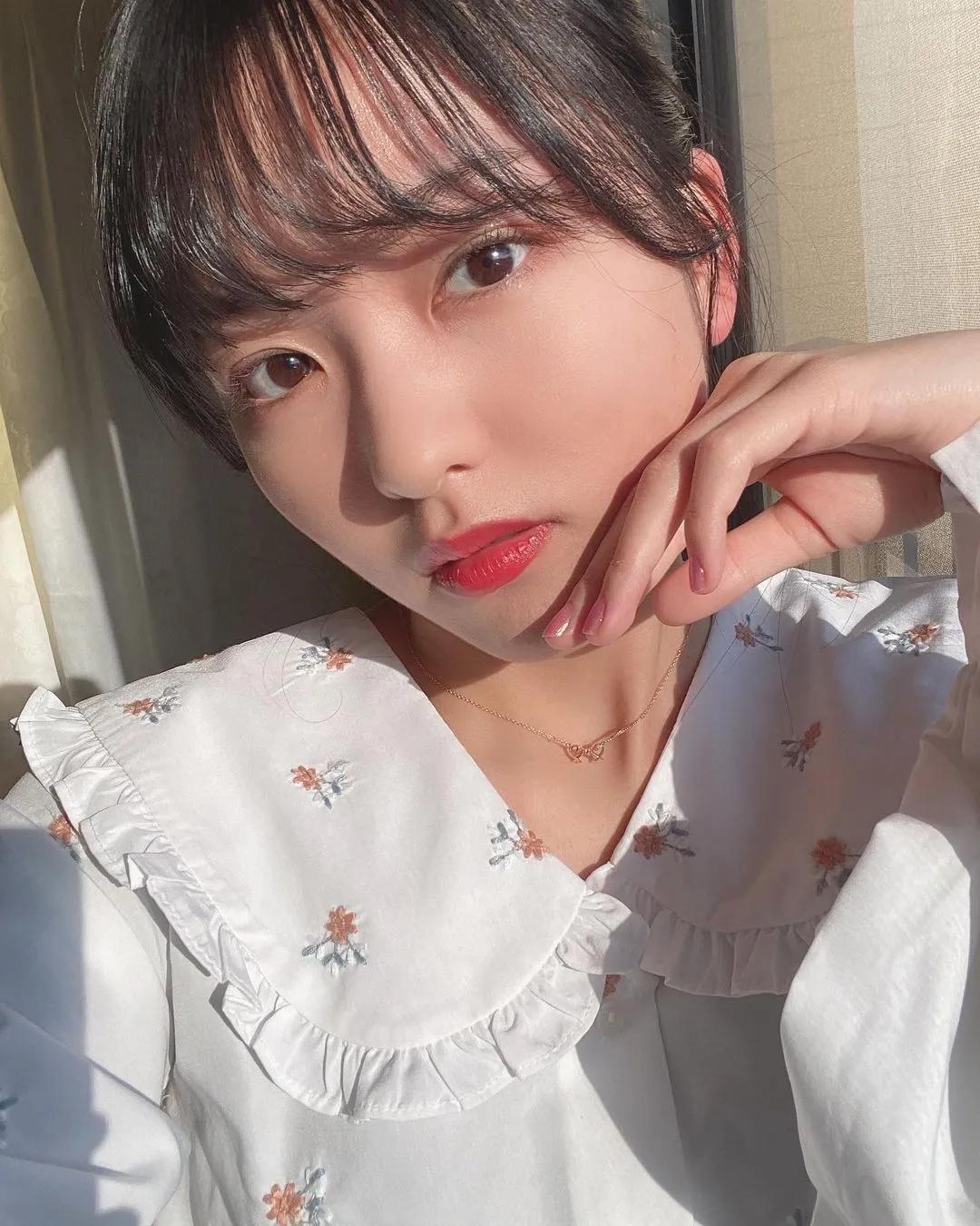 气质邻家女孩「上田理子」微笑露虎牙萌到一个犯规　无辜双眼仿佛随时在放电(22)