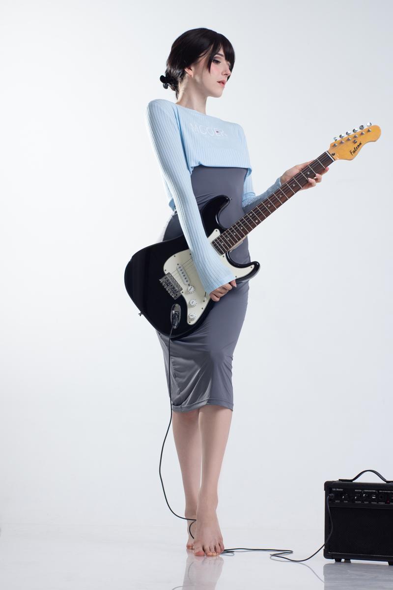 [Cosplay] Candy Ball Hitomio Guitar Sister(1)