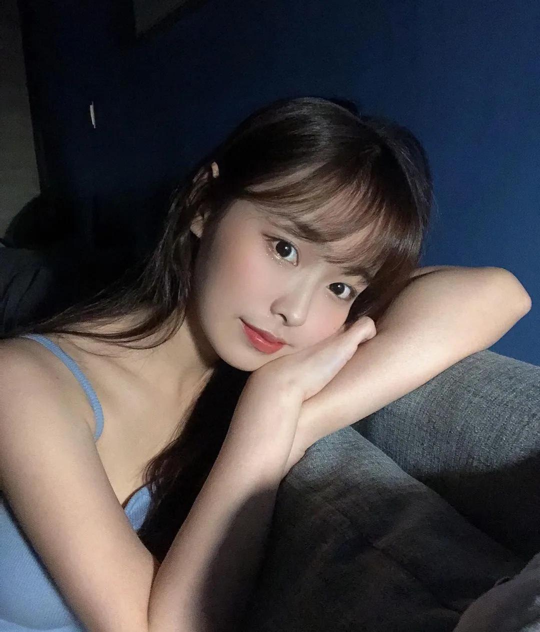 湘湘  「雪白美胸」竟然很有料....养眼到让人目不转睛！(8)