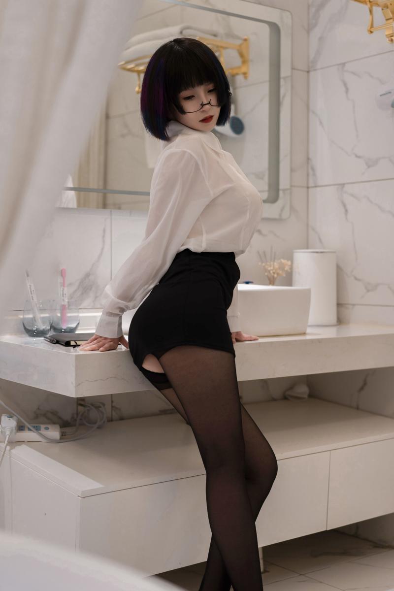 [Cosplay] 晕崽Zz 迷情小