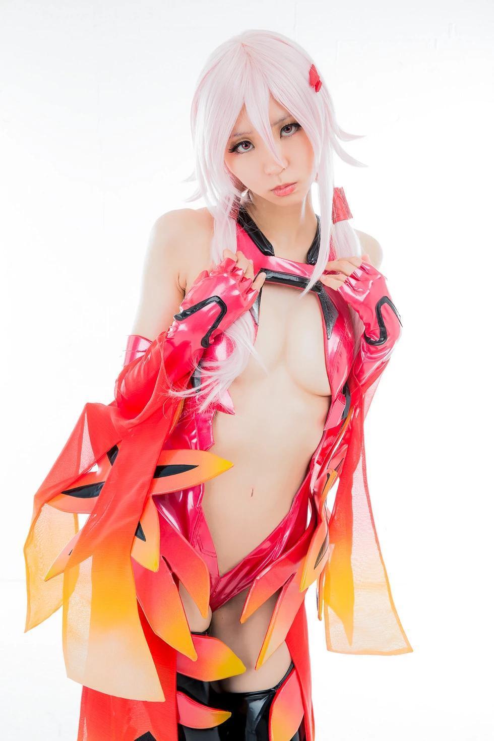[Cosplay精選]Cosplay真人CelleQuiPriePourDemanderLePardon萌妹子寫真350P(35)