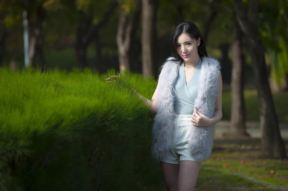 台灣車模美女陳雪恩豐滿白嫩性感迷人寫真36P(27)