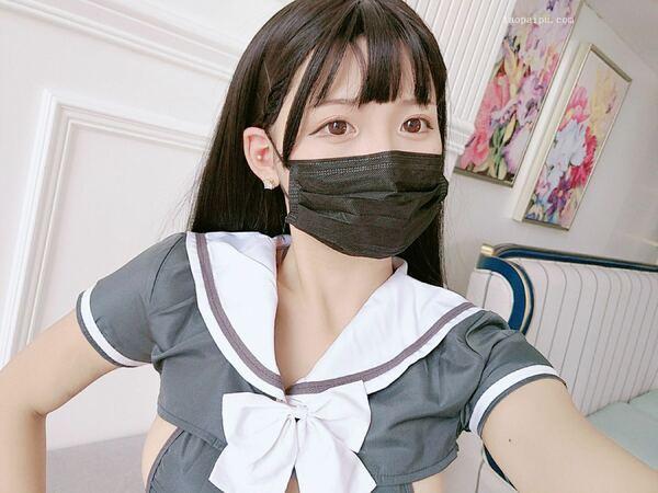 白袜袜格罗丫《楼梯上的小姊姊》(48)