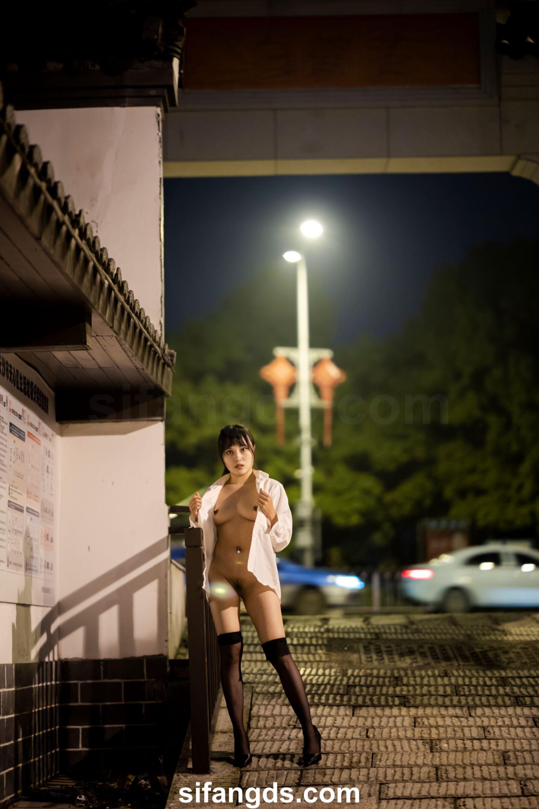 黄甫 国模静茹大尺度人体私拍套图(332)